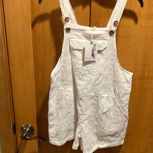 NWT Jessica Simpson Girls White Eyelet Overall Shorts adjustable strap